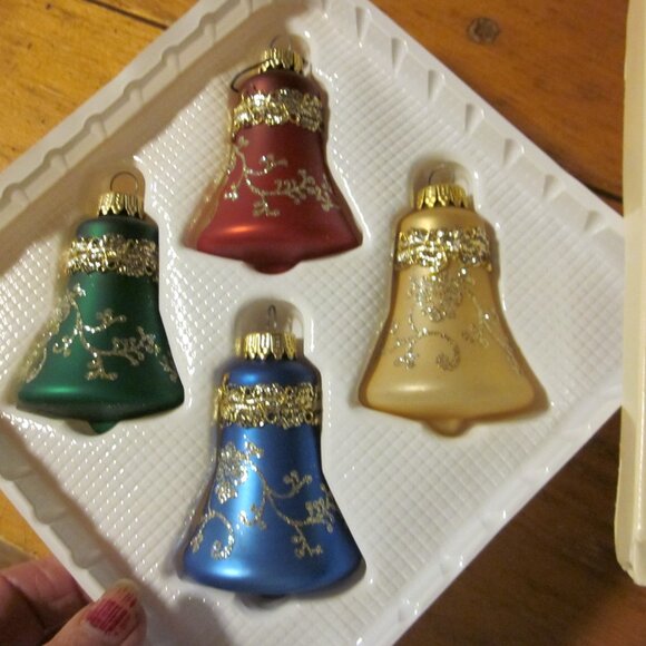 vtg Krebs Classic Christmas Hand decorated satin ribbon glitter set of 4 bells - Picture 1 of 2
